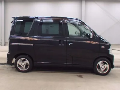 Daihatsu Atrai Wagon