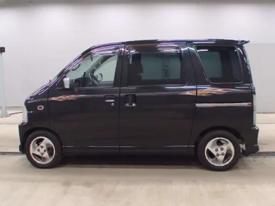 Daihatsu Atrai Wagon