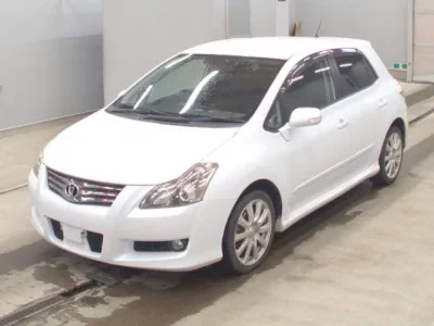 Toyota BLADE