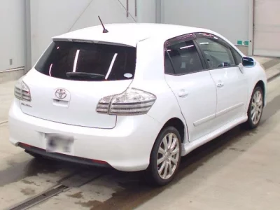 Toyota BLADE