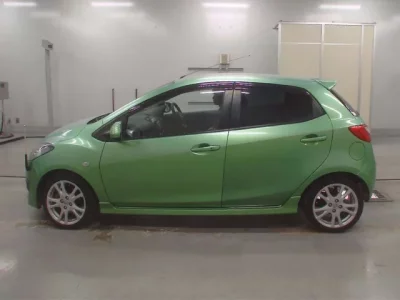 Mazda DEMIO
