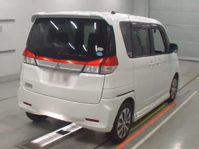 Mitsubishi DELICA D2