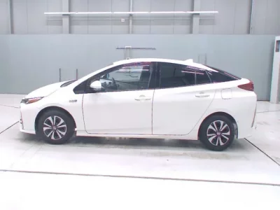 Toyota PRIUS PHV