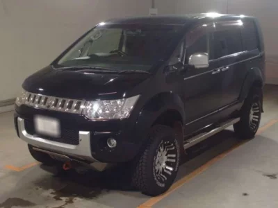 Mitsubishi DELICA D5