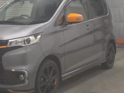 Mitsubishi EK CUSTOM