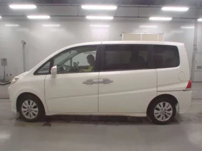 Honda STEP WAGON
