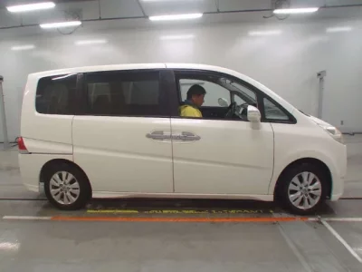 Honda STEP WAGON