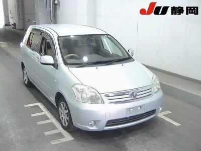Toyota RAUM