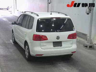 Volkswagen GOLF TOURAN
