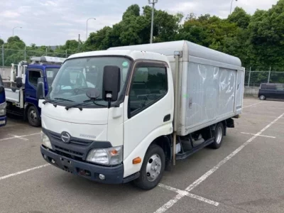 Hino DUTRO