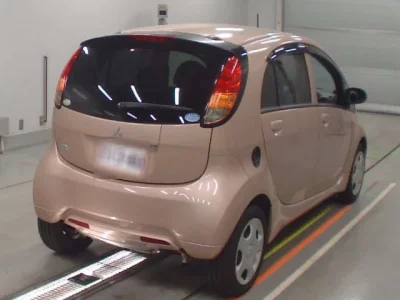 Mitsubishi I