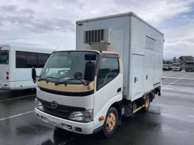 Hino DUTRO