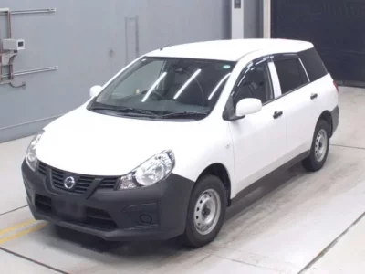 Nissan AD