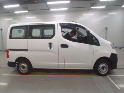 Nissan NV200