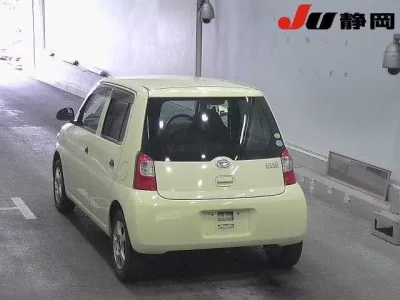 Daihatsu Esse