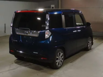 Toyota TANK