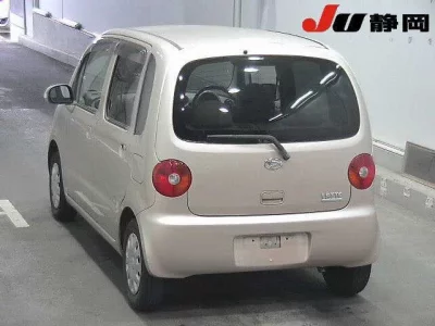 Daihatsu MOVE LATTE
