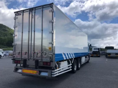 Hino PROFIA