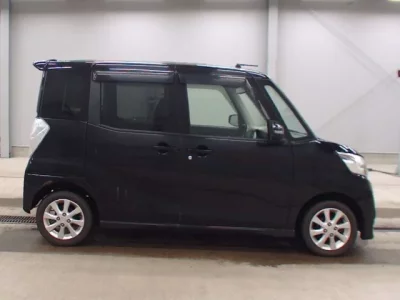 Mitsubishi EK SPACE