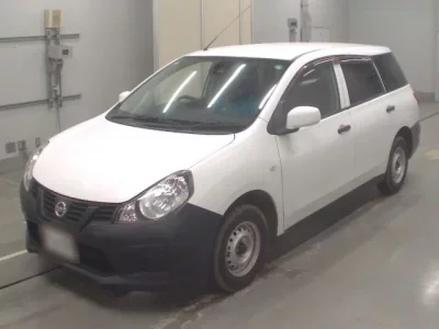 Nissan AD