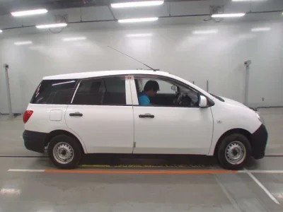 Nissan AD