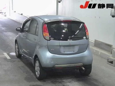 Mitsubishi I