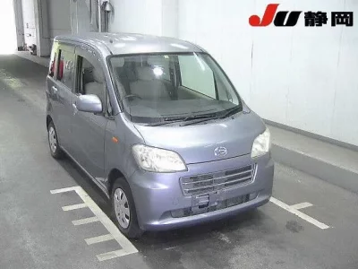 Daihatsu TANTO EXE