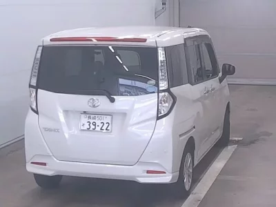 Toyota TANK
