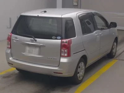 Toyota RAUM
