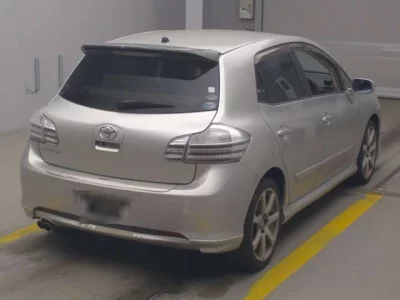 Toyota BLADE