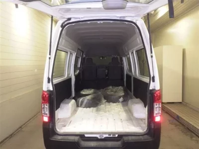 Nissan CARAVAN VAN
