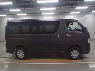 Toyota REGIUS ACE VAN