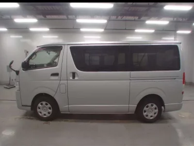 Toyota REGIUS ACE VAN