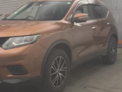 Nissan X-TRAIL