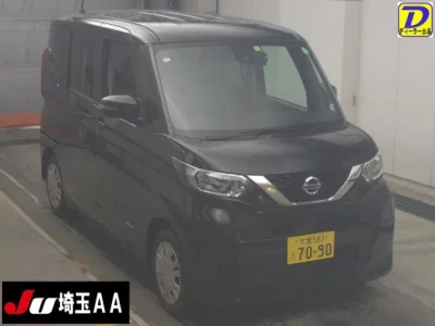 Nissan ROOX