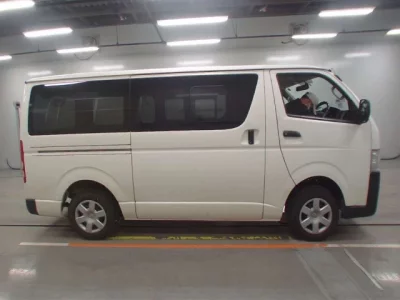Toyota REGIUS ACE VAN