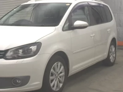 Volkswagen GOLF TOURAN