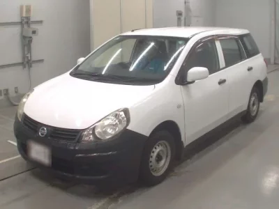 Nissan AD