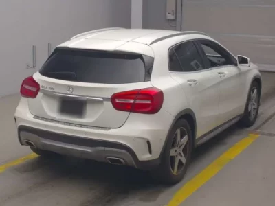 Mercedes-Benz GLA CLASS
