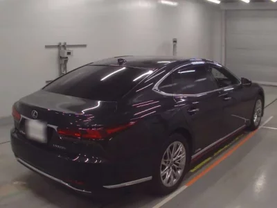 Lexus LS