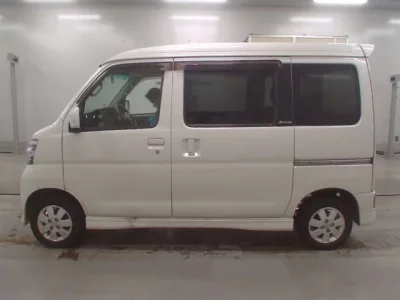 Daihatsu Atrai Wagon