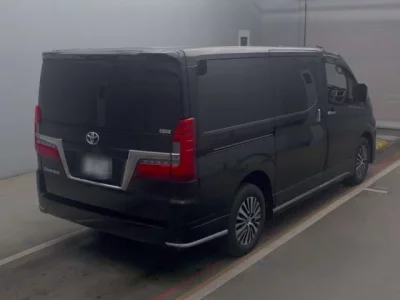 Toyota GRANACE