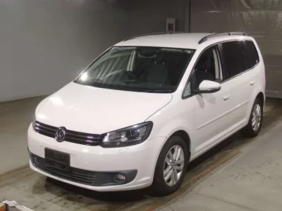 Volkswagen GOLF TOURAN
