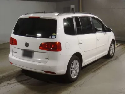 Volkswagen GOLF TOURAN