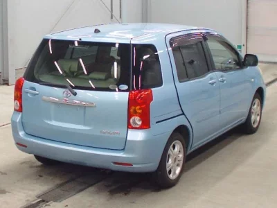 Toyota RAUM