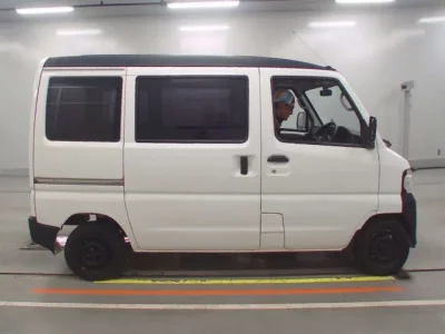 Nissan CLIPPER VAN