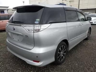 Toyota ESTIMA HYBRID
