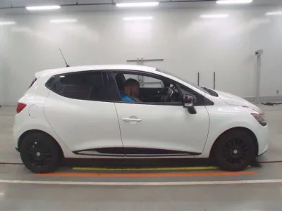 Renault LUTECIA