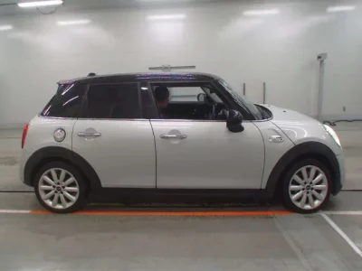 BMW MINI