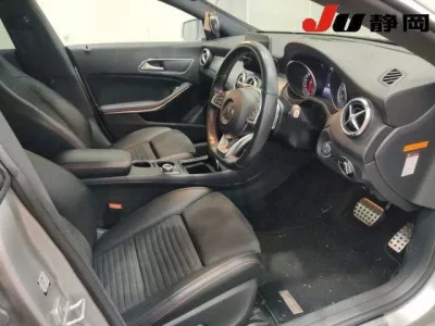Mercedes-Benz CLA CLASS